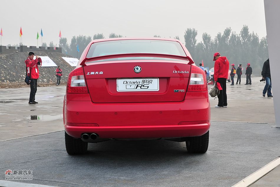 2010款明锐RS 2.0TSI+6DSG