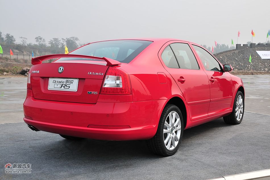 2010款明锐RS 2.0TSI+6DSG