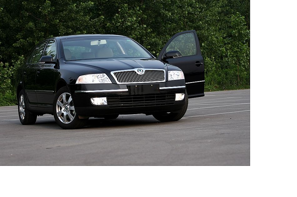 逸仕版外观图片