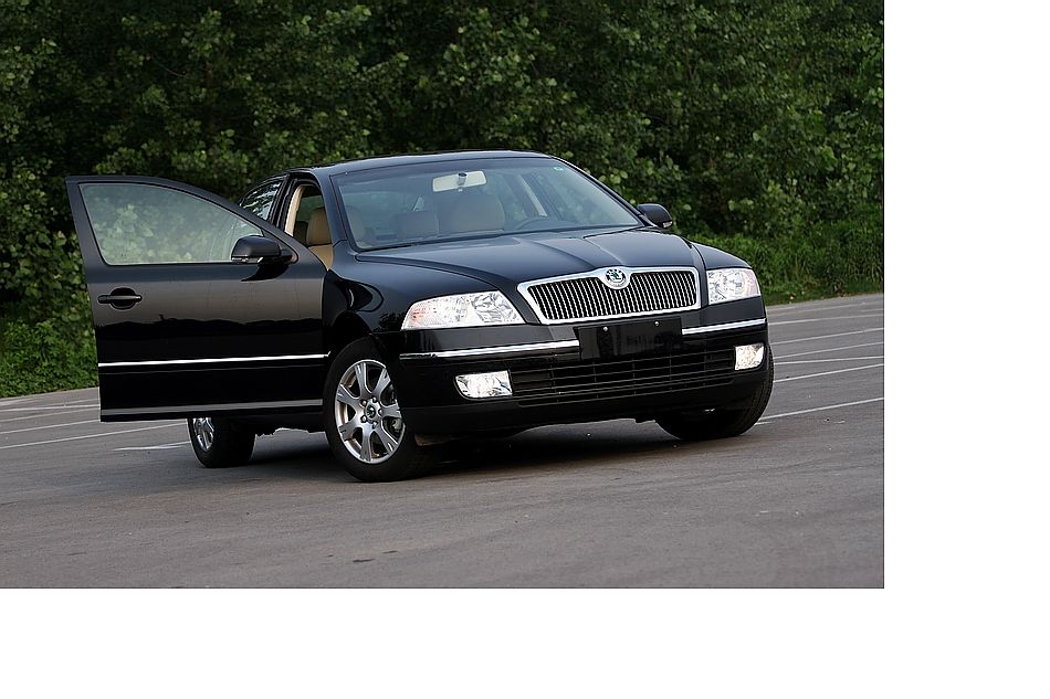 逸仕版外观图片