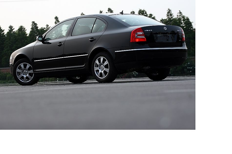 逸仕版外观图片