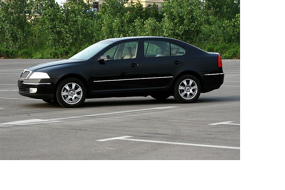 逸仕版外观图片