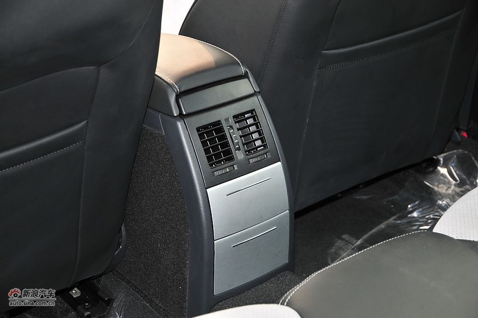 2010款明锐RS 2.0TSI+6DSG