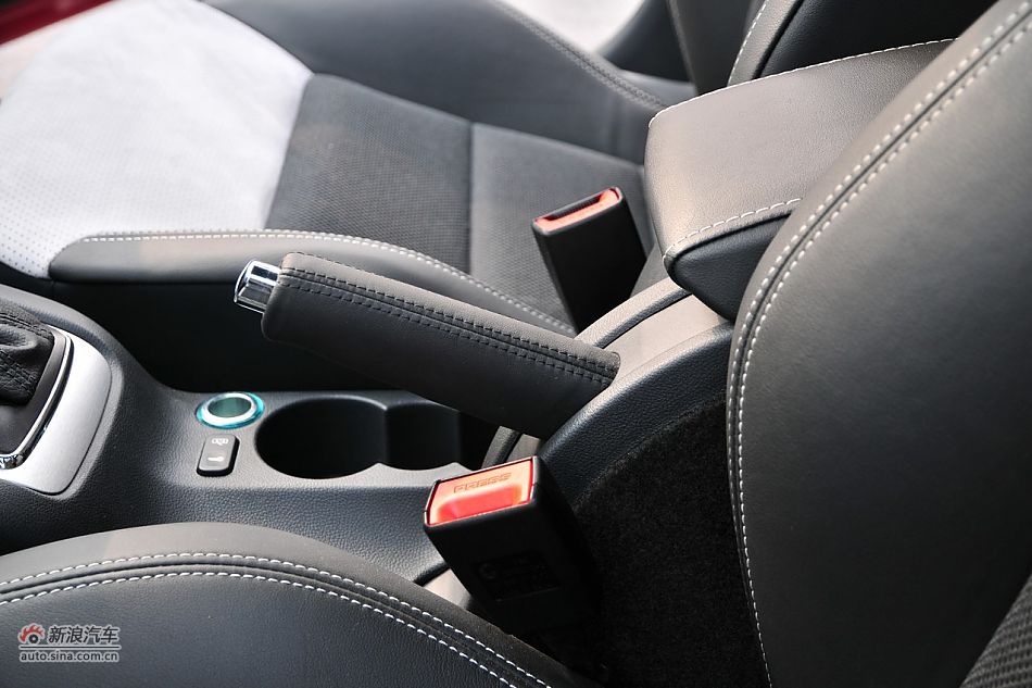 2010款明锐RS 2.0TSI+6DSG