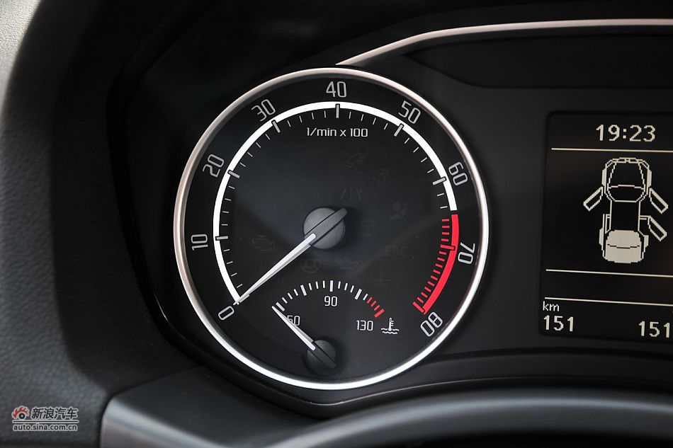 2010款明锐RS 2.0TSI+6DSG