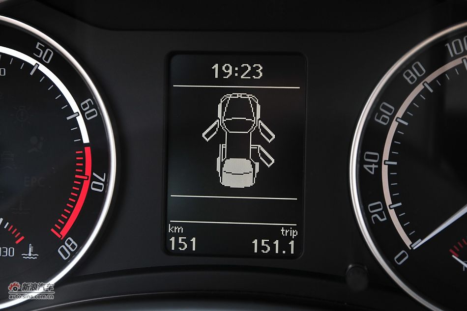 2010款明锐RS 2.0TSI+6DSG