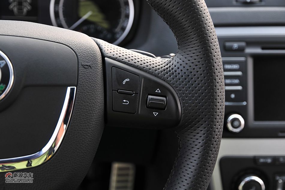 2010款明锐RS 2.0TSI+6DSG