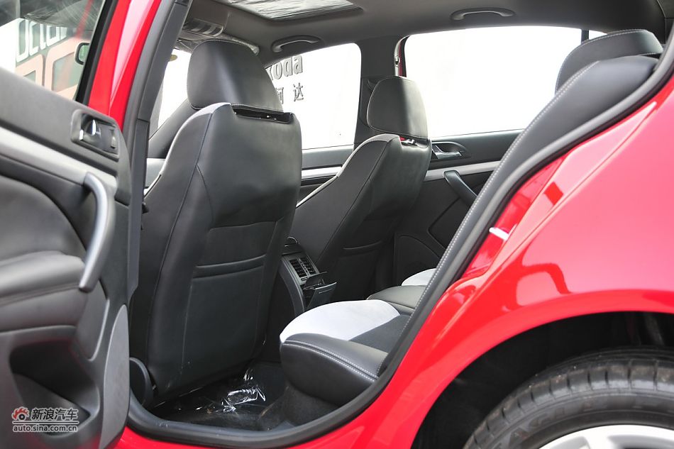 2010款明锐RS 2.0TSI+6DSG