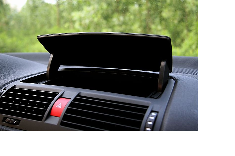 逸仕版内饰图片