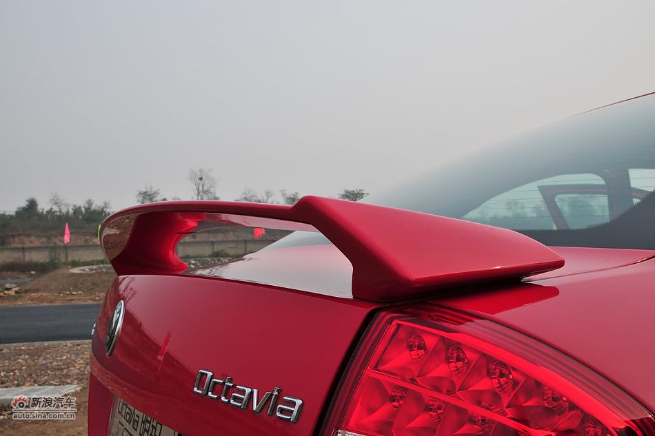 2010款明锐RS 2.0TSI+6DSG