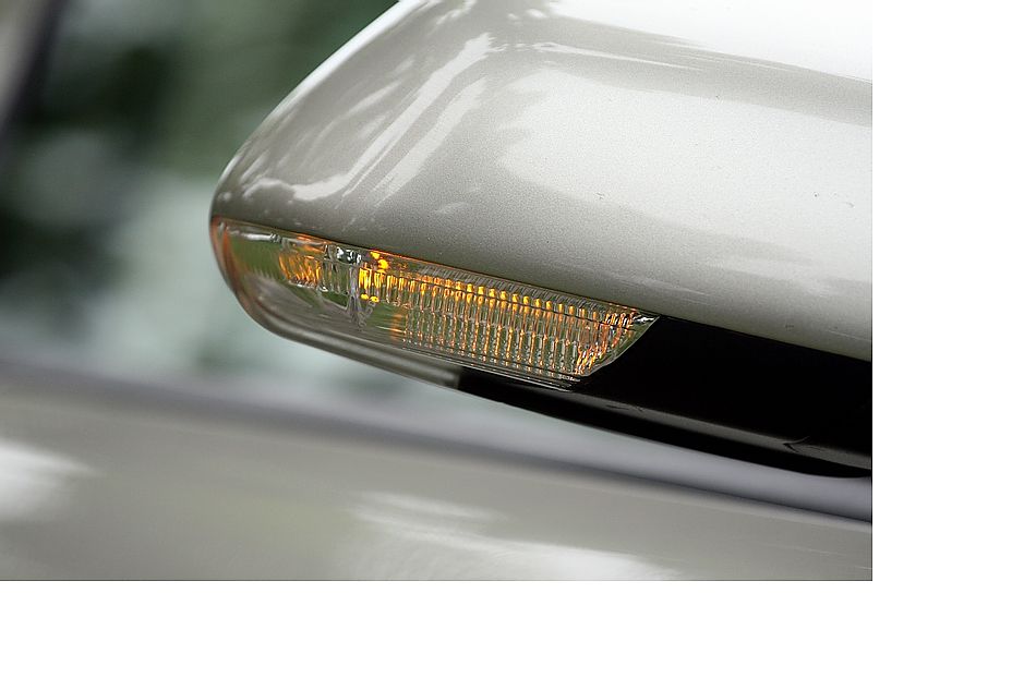 逸尊版外观图片