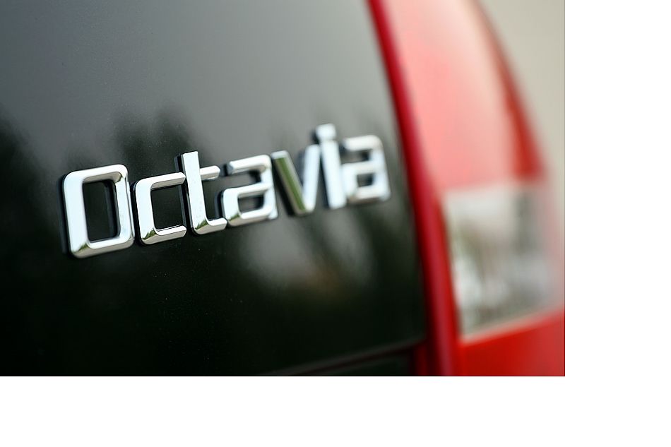 逸仕版外观图片