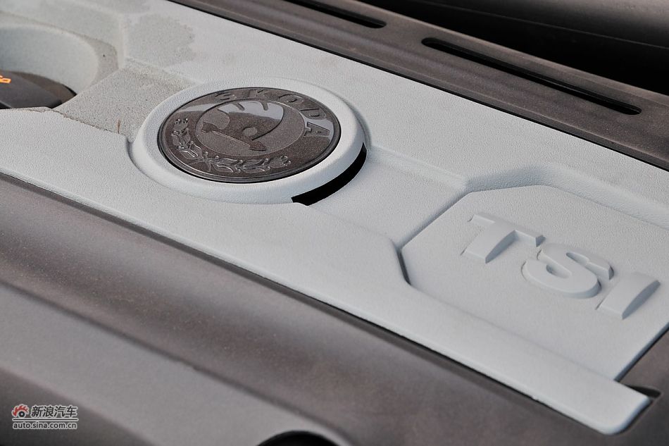 2010款明锐RS 2.0TSI+6DSG