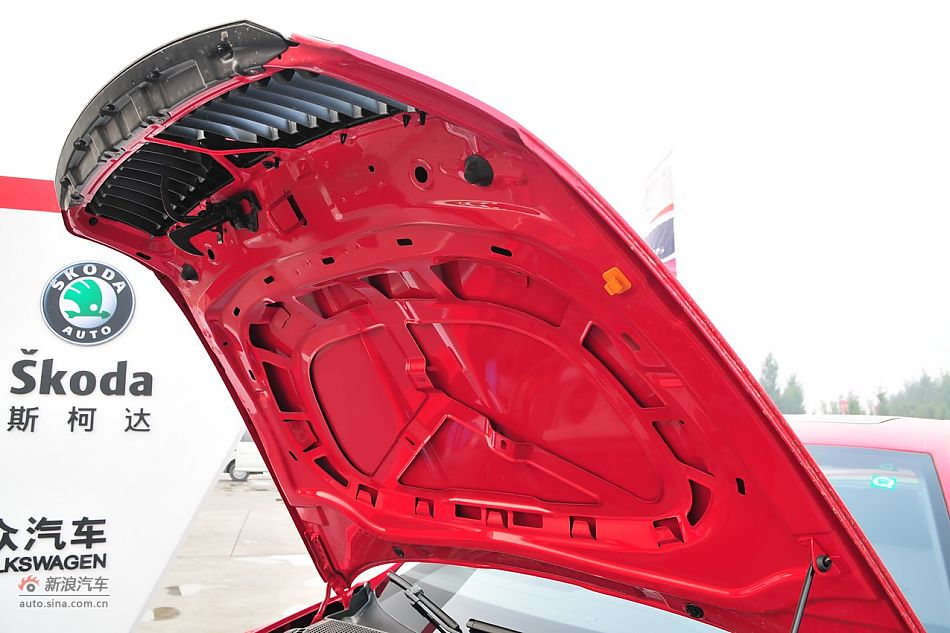 2010款明锐RS 2.0TSI+6DSG