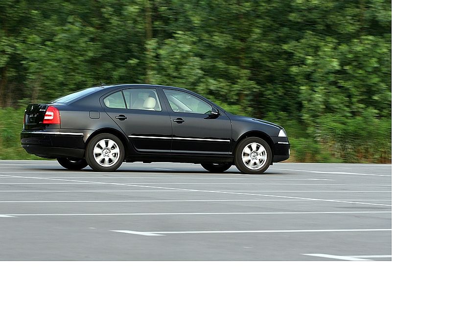 逸仕版外观图片