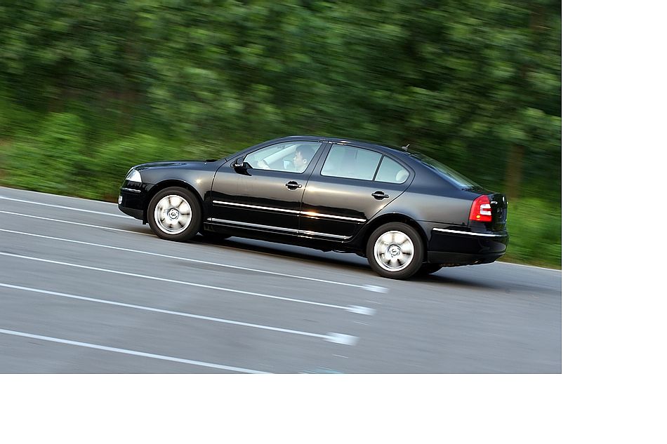 逸仕版外观图片