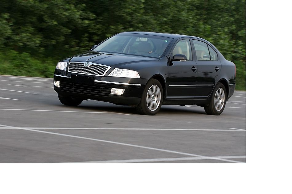 逸仕版外观图片