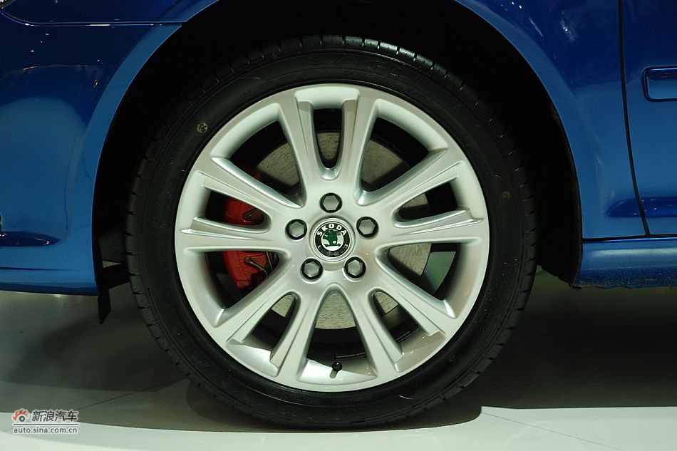 2010款明锐RS外观