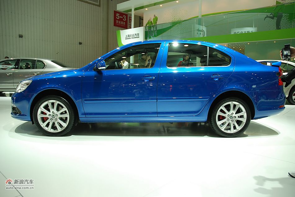 2010款明锐RS外观