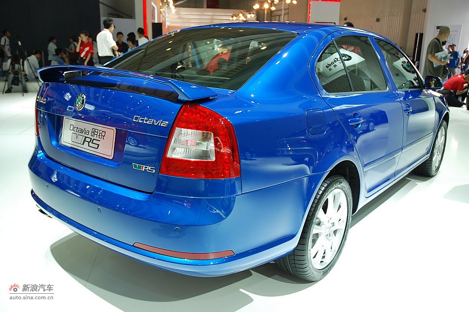 2010款明锐RS外观