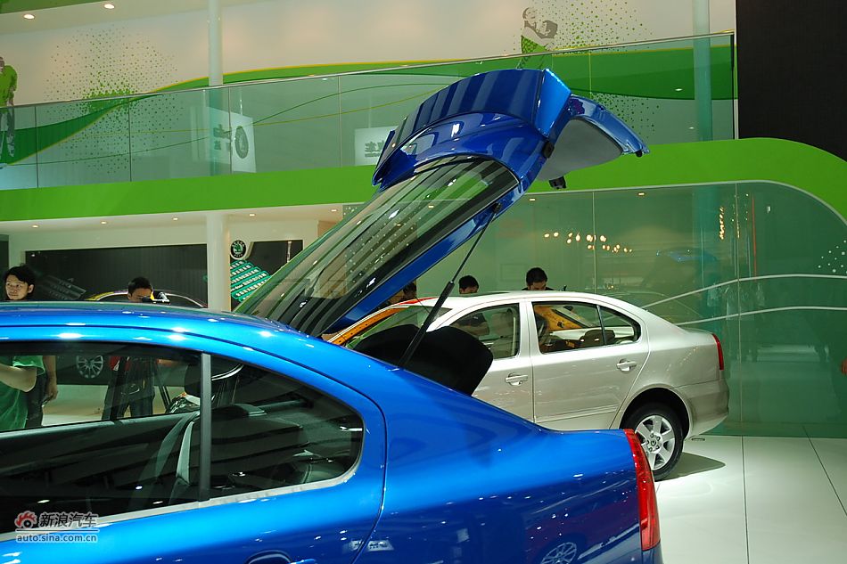 2010款明锐RS外观