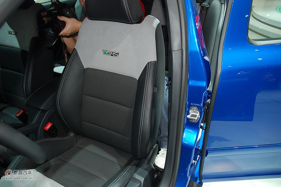 2010款明锐RS内饰