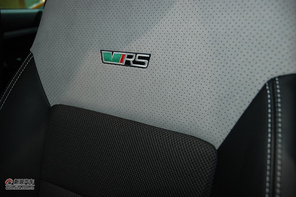 2010款明锐RS内饰