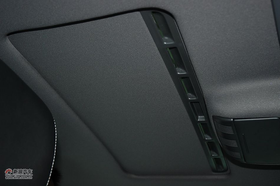 2010款明锐RS内饰