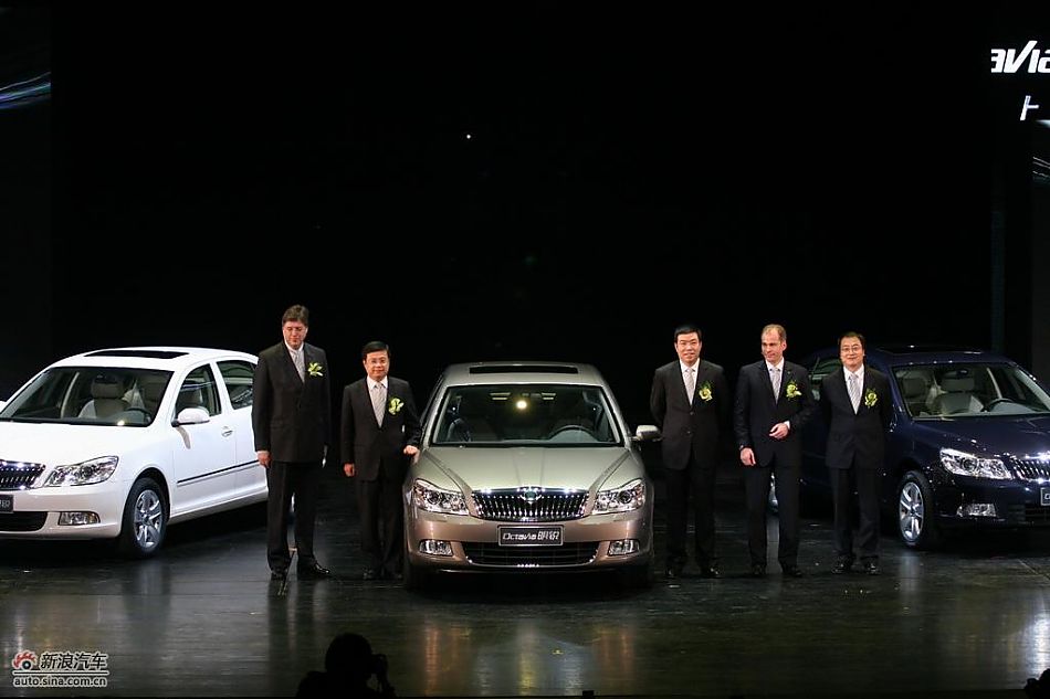 新明锐上市现场图