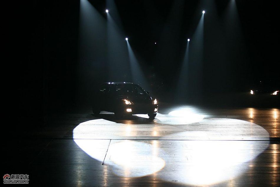 新明锐上市亮相