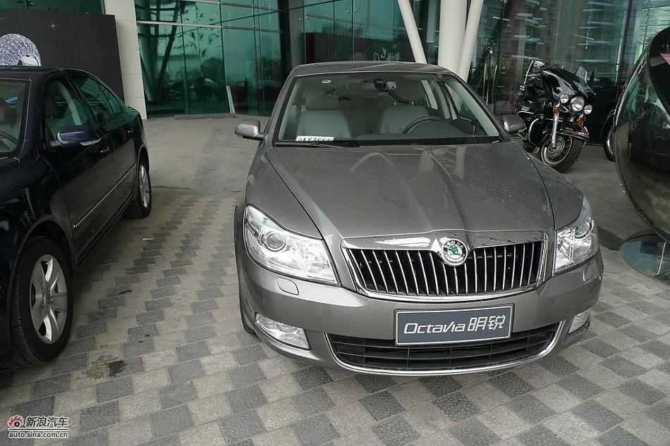 新明锐上市现场图