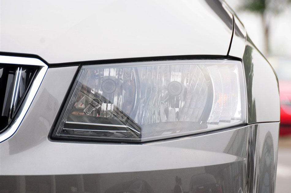 2015款 1.6L 手动逸杰版 其他