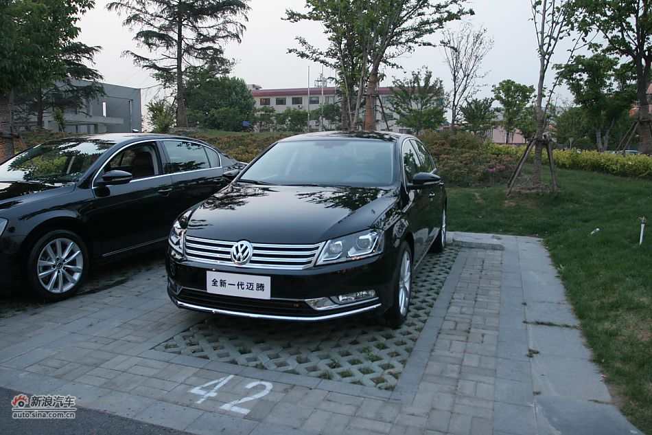 全新一代迈腾外观及细节