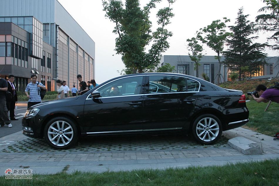 全新一代迈腾外观及细节