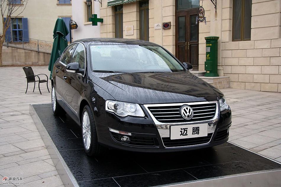 2011款迈腾2.0TSI外观实拍