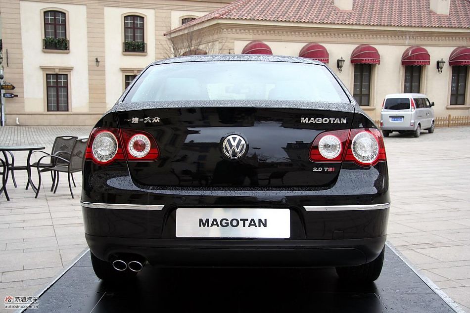 2011款迈腾2.0TSI外观实拍