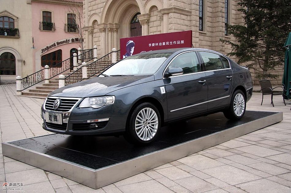 2011款迈腾2.0TSI外观实拍