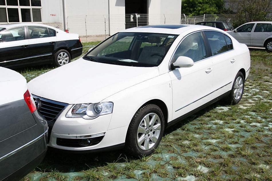 迈腾1.8TSI舒适型手自一体外观