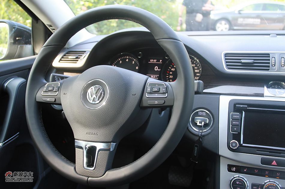 新迈腾(B7L)1.8TSI自动尊贵型内饰功能