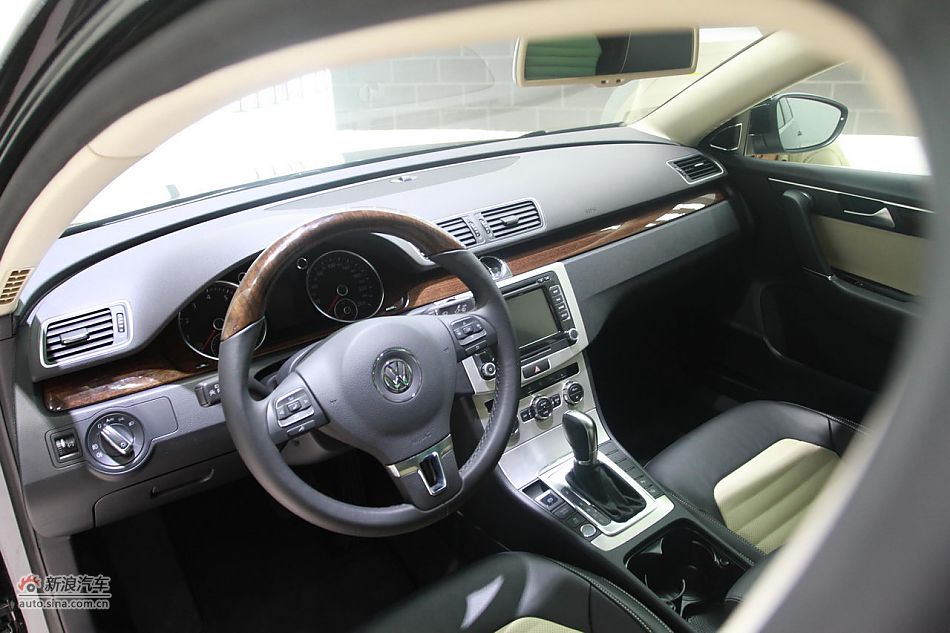 新迈腾(B7L)3.0L V6旗舰版内饰