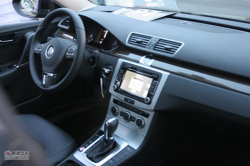 全新一代迈腾内饰及细节