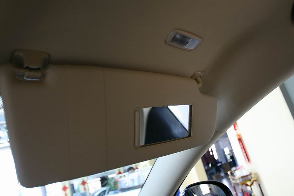 迈腾2.0TSI舒适型手自一体内饰图片