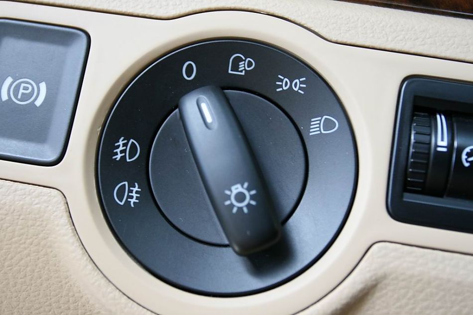 迈腾2.0TSI舒适型手自一体内饰图片