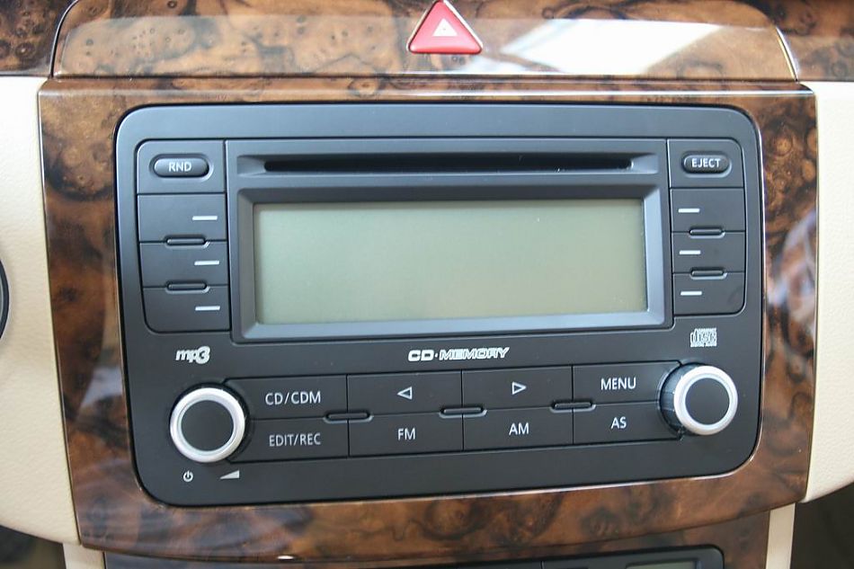 迈腾2.0TSI舒适型手自一体内饰图片