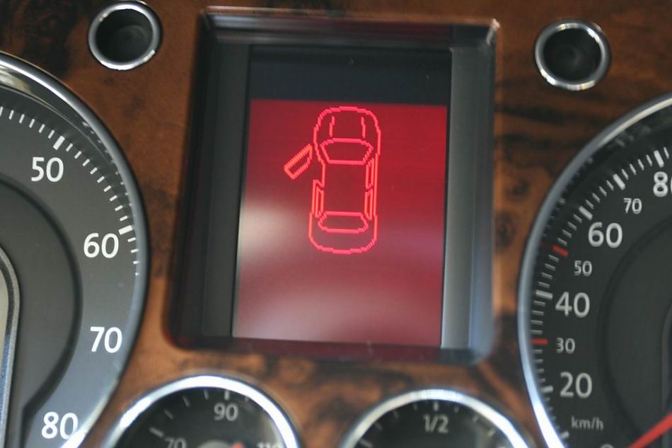 迈腾2.0TSI舒适型手自一体内饰图片