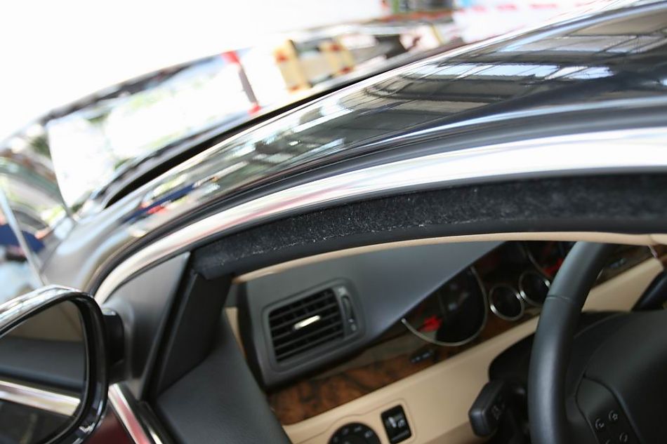 迈腾2.0TSI舒适型手自一体内饰图片