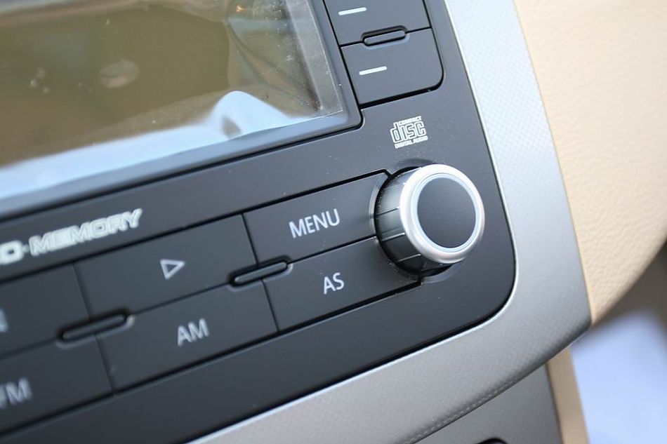 迈腾1.8TSI舒适型手动版内饰