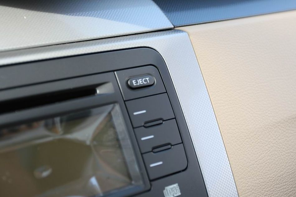 迈腾1.8TSI舒适型手动版内饰