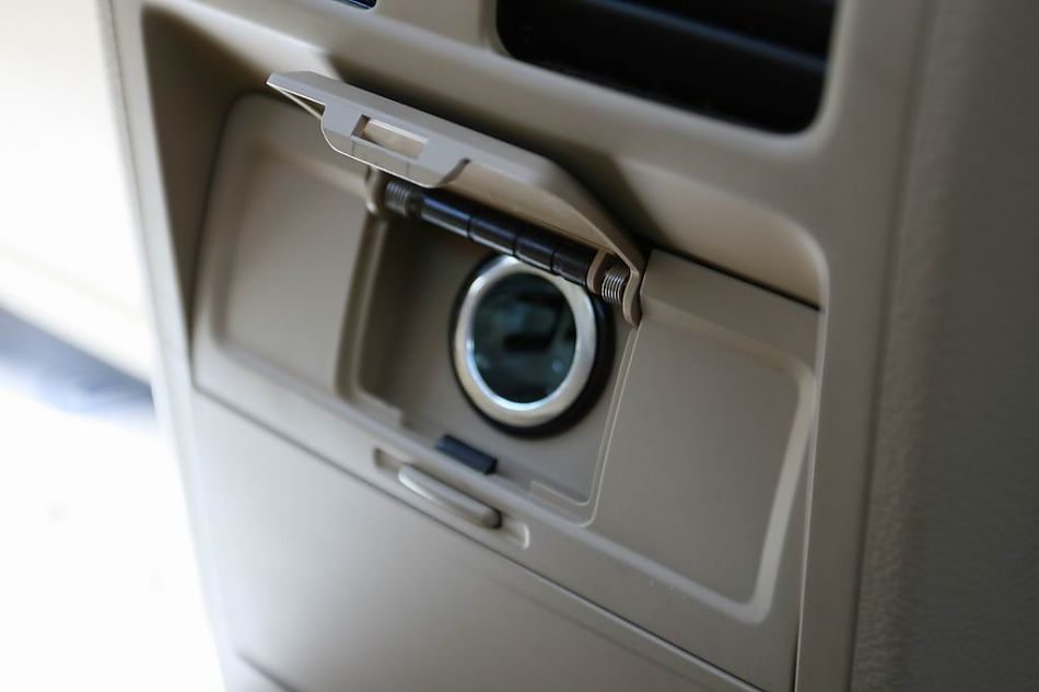 迈腾1.8TSI舒适型手动版内饰