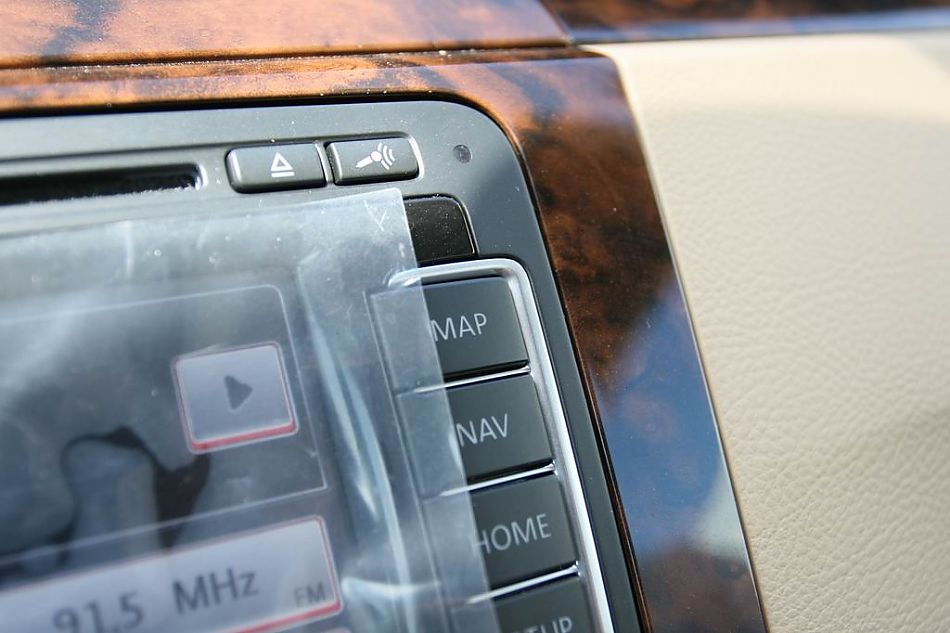 迈腾1.8TSI手自一体豪华型导航版内饰